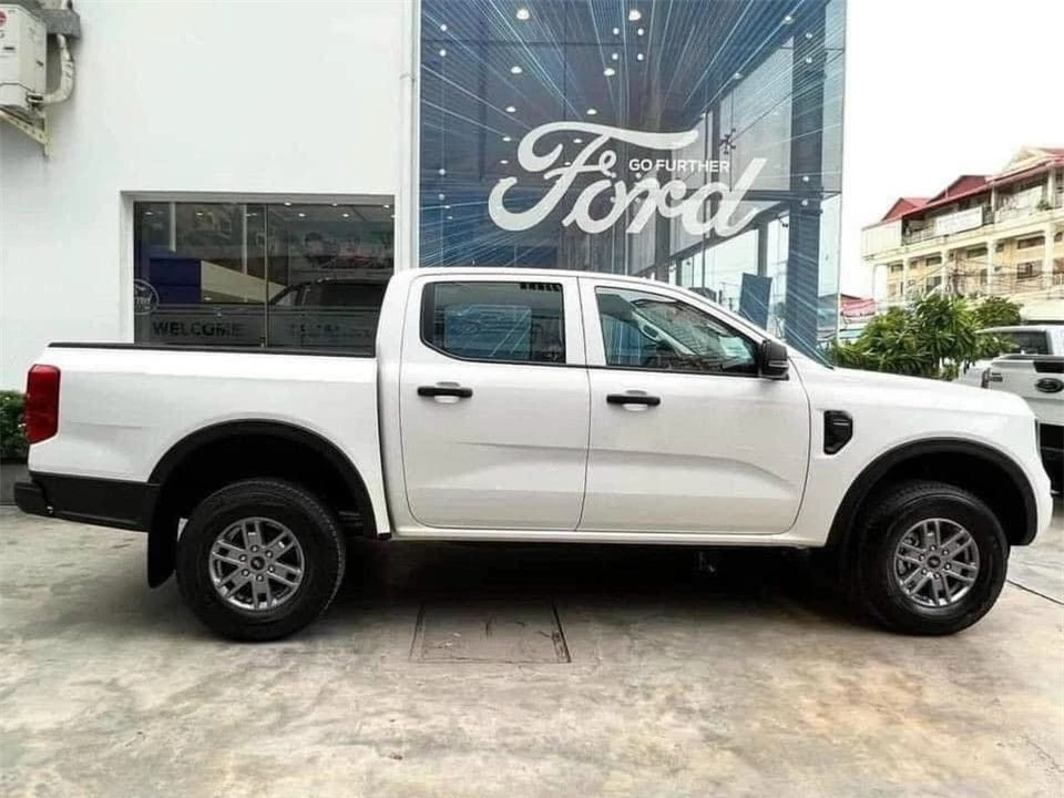 ford-ranger-xl-2022-6-352a