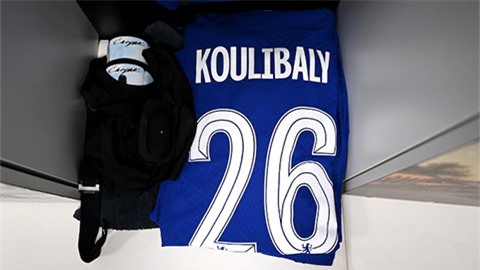 Koulibaly gọi điện hỏi xin John Terry số 26 tại Chelsea