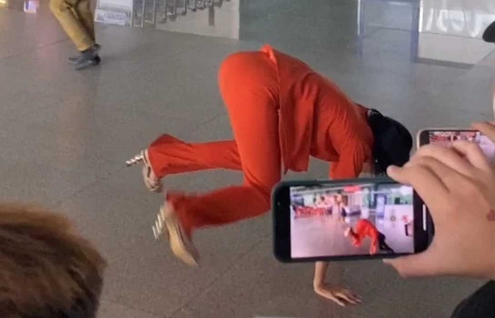 Ngọc Châu phá bỏ hình tượng hoa hậu, lăn lộn ở sân bay vì lời hứa với Kim Duyên