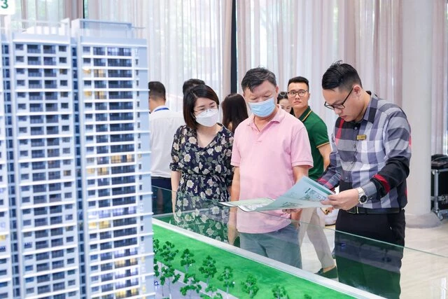 Thị trường căn hộ sôi động.  Thị trường căn hộ sôi động.