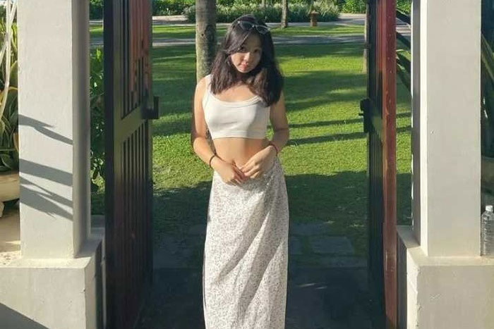 Con gái đầu lòng của Phượng Chanel khoe vóc dáng nuột nà, phổng phao