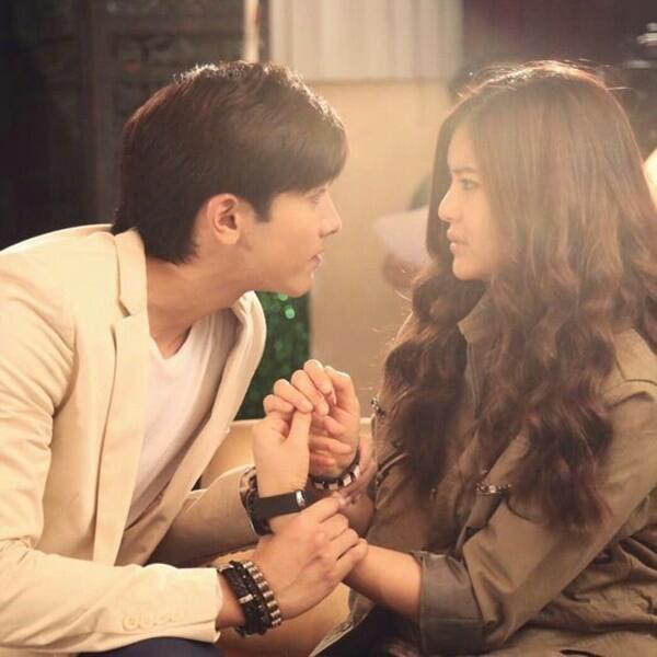 Đẻ 3 đứa vợ vẫn đòi nhận thêm con nuôi, tôi hoảng loạn khi biết thân phận thật