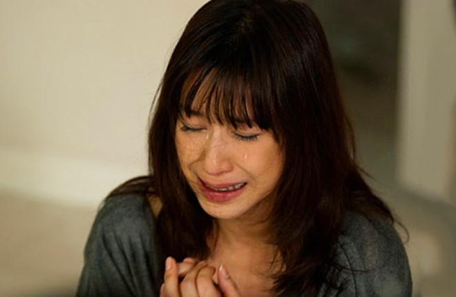 Ngã vào trai trẻ vì chán chồng, anh về ôm chầm báo tin vui khiến tôi hoảng loạn