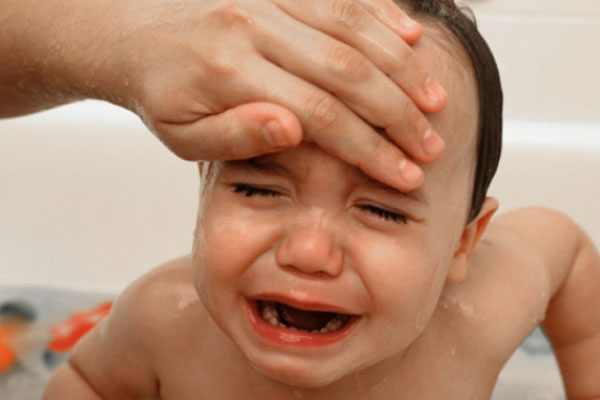 Sai lầm khi hạ sốt cho trẻ bạn phải dừng lại ngay