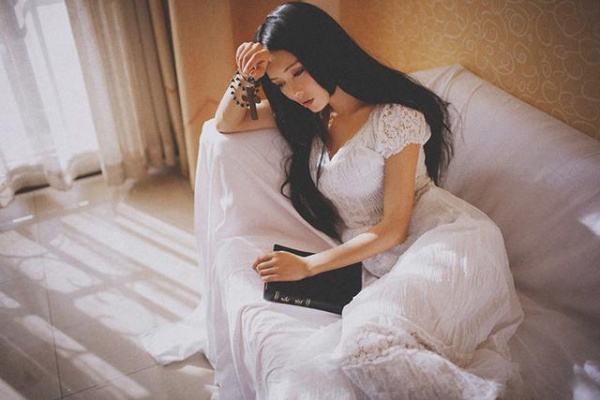 Dụ cậu đồng nghiệp qua đêm để “xin giống”, nửa đêm định trốn tôi hoảng hồn nghe tiếng cười