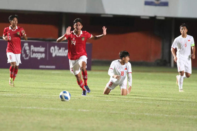 U16 Việt Nam thua ngược Indonesia, vẫn còn hy vọng vào bán kết