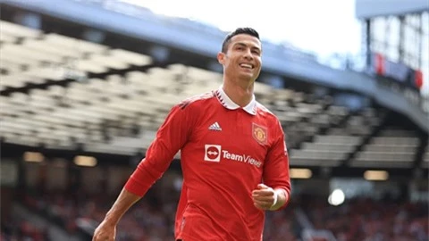 'Ronaldo không phải là vấn đề với MU nếu ở lại Old Trafford'