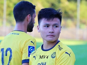 Quang Hải đá chính trận đầu tiên ở Ligue 2