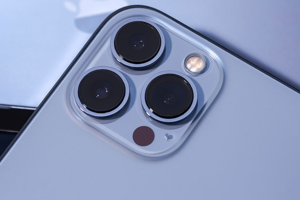 Bảng giá iPhone tháng 8/2022: Nhiều sản phẩm giảm giá mạnh