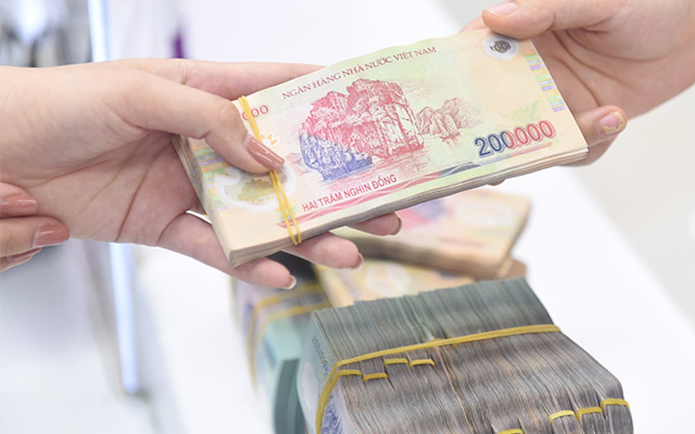 Cần giảm thuế thu nhập cho người lao động