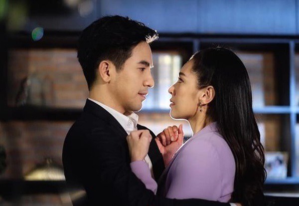 Hộc mặt gánh nợ tiền tỷ, nửa đêm vợ đạp xuống giường nói câu điếng người