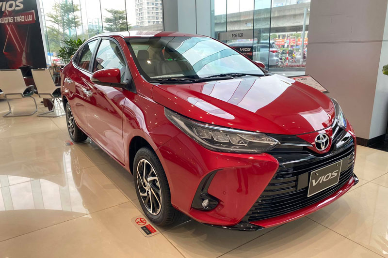 Bảng giá xe Toyota tháng 8/2022: Tăng giá nhẹ