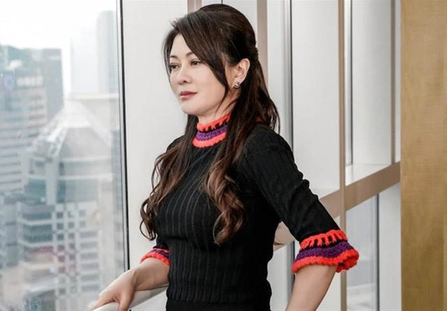 Đón mẹ chồng lên chơi, tối về nhìn nhà cửa và mâm cơm, tôi biết mình sắp thê thảm