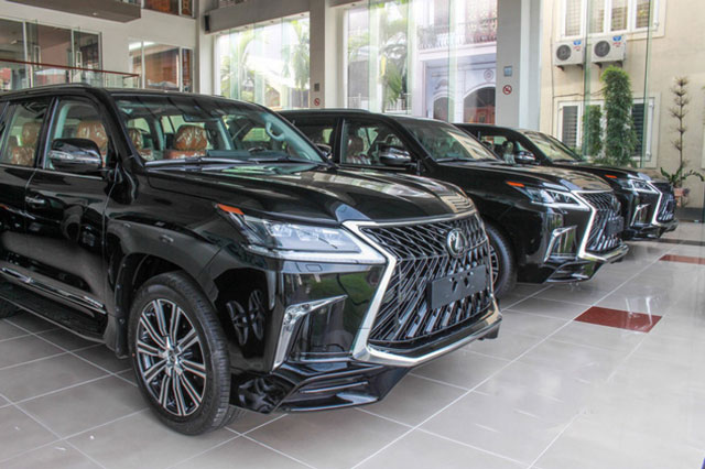 "Nhập nhằng" xe biếu tặng, Bộ Tài chính siết thủ tục nhập khẩu ô tô