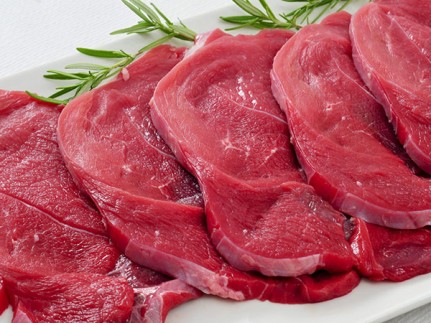 Lý do bạn không nên ăn thịt bò buổi tối?