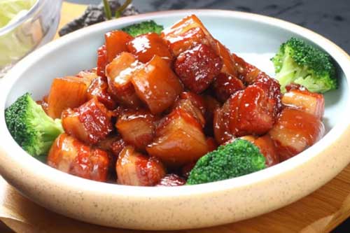 Nấu thịt kho tàu tuyệt đối không cho 2 loại gia vị này kẻo thịt dai khó ăn