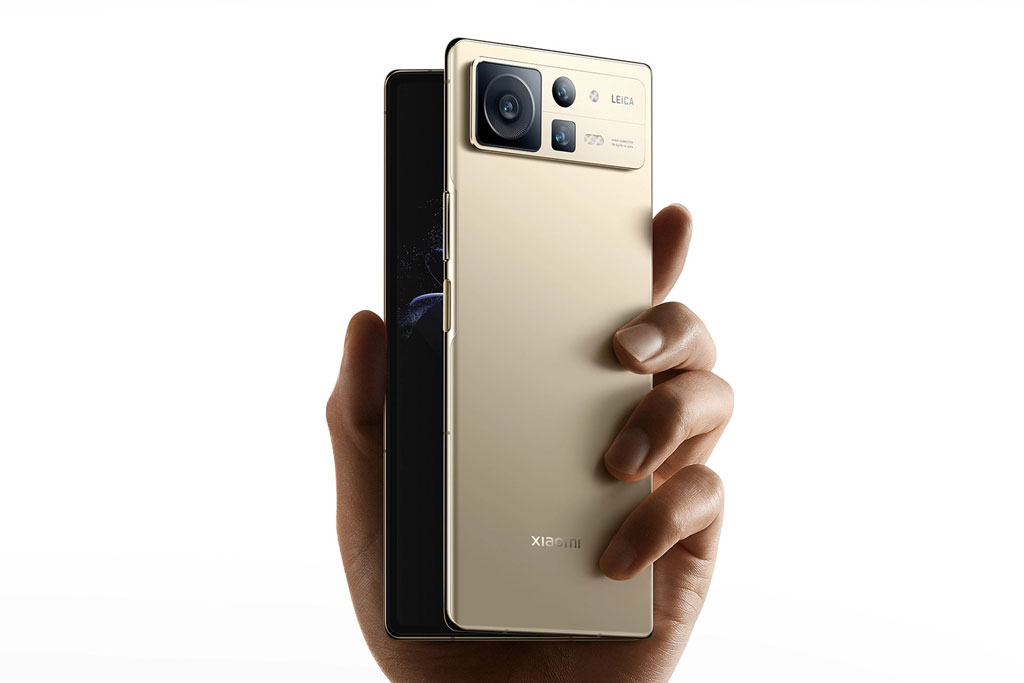 Xiaomi MIX Fold 2 ra mắt: Chip Snapdragon 8+ Gen 1, RAM 12 GB, sạc 67W, giá hơn 31 triệu