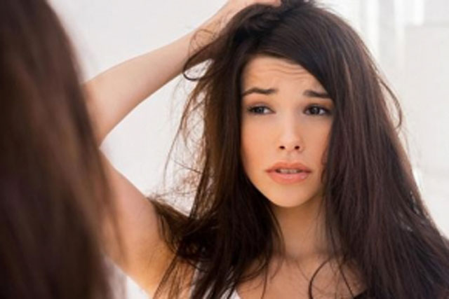 7 loại thực phẩm "cấp cứu" mái tóc khô xơ gãy rụng, da đầu sạch gàu