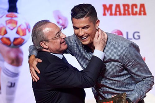 Chủ tịch Real chế giễu Ronaldo khi được hỏi về việc mua lại CR7