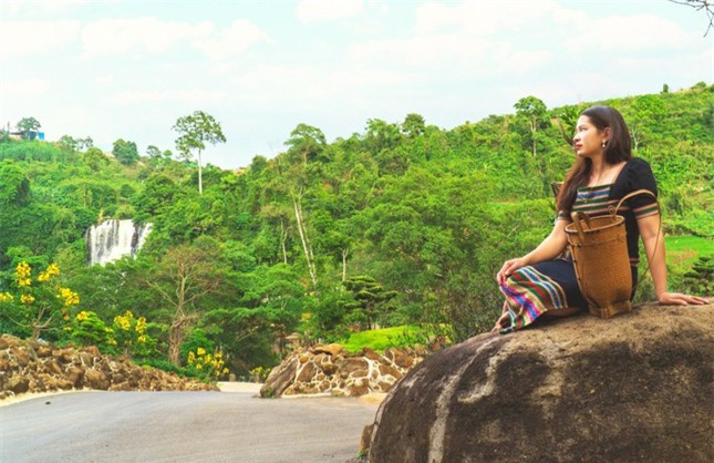 Cao nguyên Di Linh hoang sơ, đẹp quên lối về thu hút giới trẻ ảnh 6