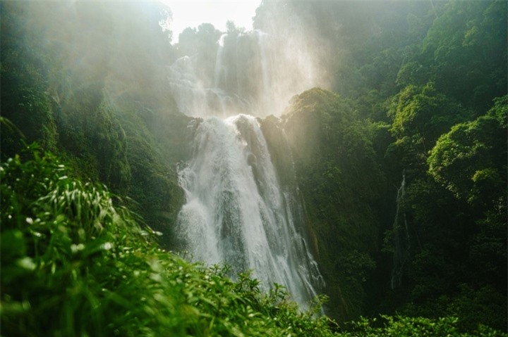 Vẻ nguyên sơ, hoang dại ở ngọn thác khó chinh phục bậc nhất núi rừng Tuyên Quang - 2