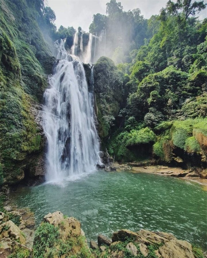 Vẻ nguyên sơ, hoang dại ở ngọn thác khó chinh phục bậc nhất núi rừng Tuyên Quang - 6