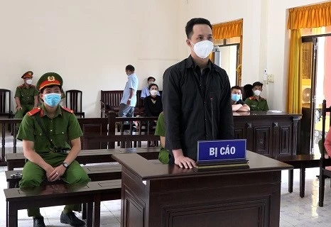 Bị cáo Nguyễn Minh Tuấn tại phiên tòa xét xử 