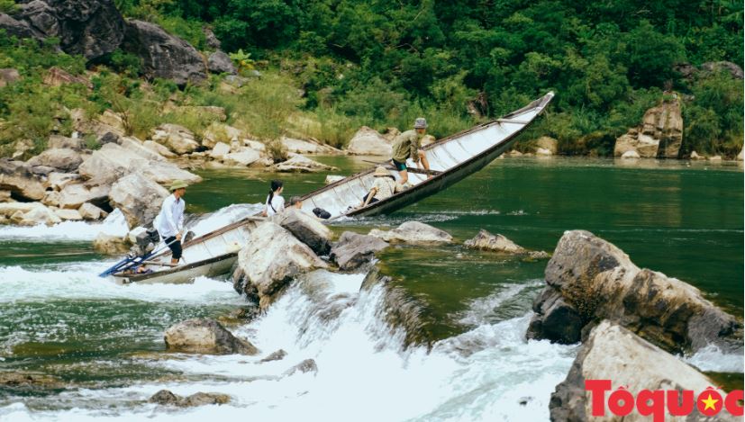 Thót tim vượt thác Tam Lu: Tour du lịch dành cho người ưa mạo hiểm