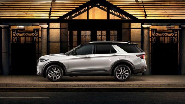 Chi tiết Ford Explorer 2023 vừa ra mắt tại Trung Quốc