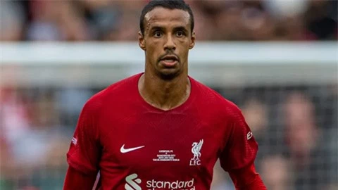 Matip chấn thương, Liverpool lại thành bệnh viện