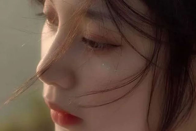 Thăm bố mẹ chồng cũ, ngờ đâu họ đưa tôi cuốn sổ tiết kiệm 300 triệu