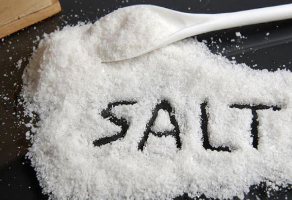 3 điều đáng sợ sẽ xảy ra nếu bạn ăn nhiều muối