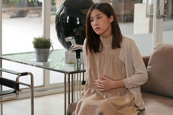 Tôi có thai 5 tháng vẫn phải nói dối là béo bụng, vậy mà khi biết sự tình, chồng lại rơi nước mắt làm tôi ngẩn người