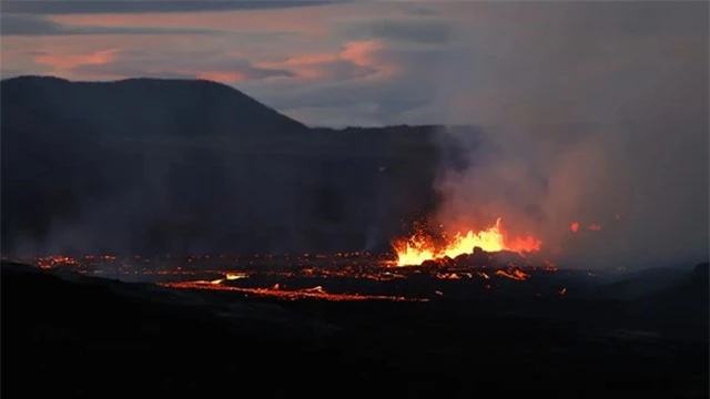 Nơi đ&acirc;y chứa một phần ba dung nham đ&atilde; chảy tr&ecirc;n Tr&aacute;i đất từ ​​thời Trung cổ, theo Visit Iceland.