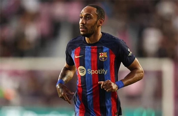 Barca sẵn sàng bán Aubameyang