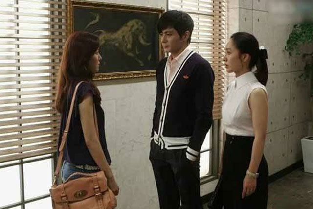 Bắt gặp chồng chưa cưới và người tình, tôi bất lực nhìn họ tới với nhau