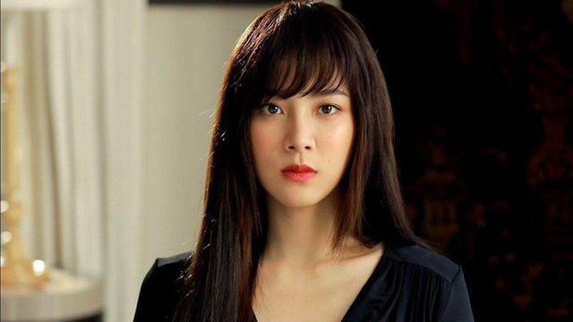 Thường xuyên nghĩ xấu về mẹ chồng, lúc thất nghiệp tôi mới hổ thẹn khi mẹ gọi vào nhỏ to tâm sự rồi đưa cho tôi 1 sổ tiết kiệm kèm con heo đất đầy tiền