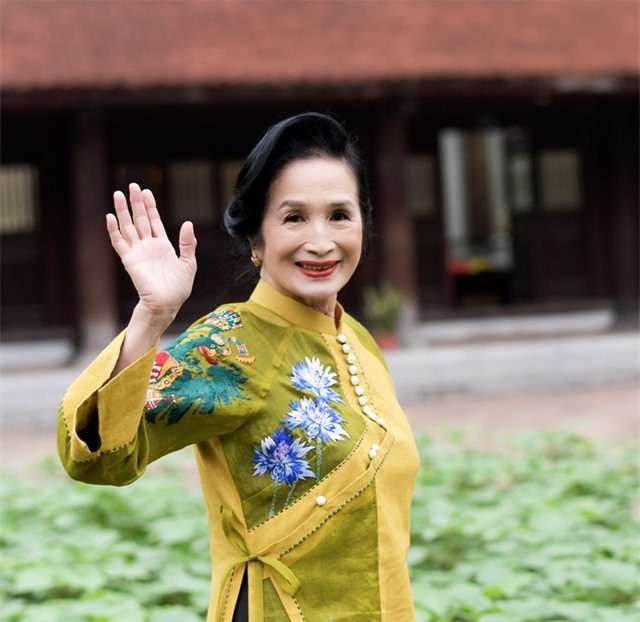 Mỹ nhân biểu tượng nhan sắc Việt một thời: Tuổi 80 vẫn đẹp mặn mà, cống hiến theo một cách riêng - Ảnh 5.