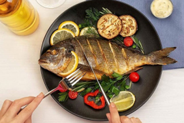 Ăn cá chớ dại đụng đũa vào 4 vị trí này kẻo rước thủy ngân, nhất là loại thứ 2