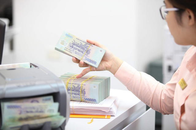 Ngân hàng tăng lãi suất huy động