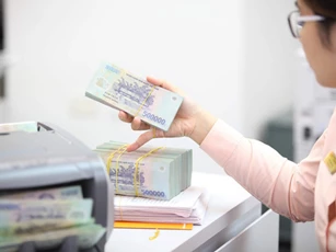 Ngân hàng tăng lãi suất huy động