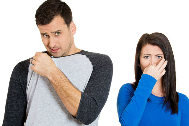 3 cách giúp bạn chữa hôi nách tại nhà đơn giản