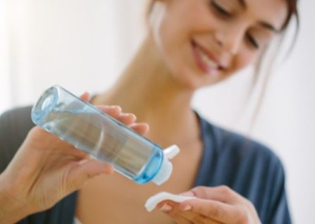 Sai lầm khi sử dụng nước hoa hồng nhiều người mắc phải