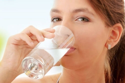 4 thói quen buổi sáng phá hỏng gan thận của bạn, điều thứ 3 nhiều người mắc