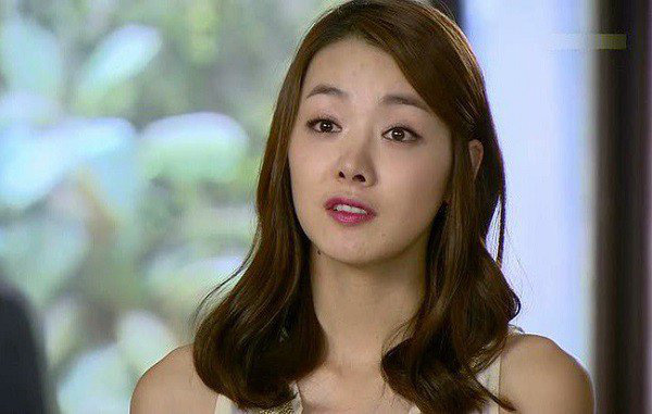 Mẹ chồng chê quà quê của thông gia, tôi đáp 1 lời khiến bà tím mặt