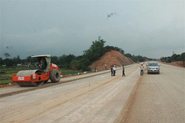 Thủ tướng phân công 6 Tổ công tác kiểm tra, đôn đốc giải ngân vốn đầu tư công - Ảnh 1.