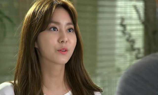 Vợ ngày nào cũng than mẹ chồng khó chiều, tôi trót nặng lời mắng bà cho tới khi về nhà vào đúng bữa ăn