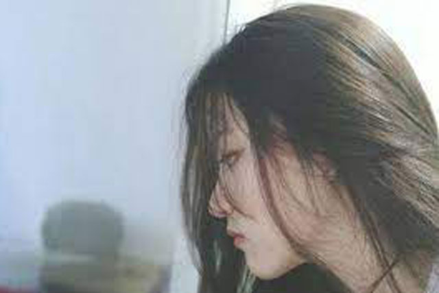 Biết tin có bầu đứa con thứ hai, chồng cũ bỗng đưa ra lời đề nghị oái oăm