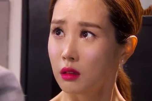 Từ đêm tân hôn, cứ 2 giờ sáng là tình cũ gửi tin nhắn đe dọa khiến tôi vô cùng sợ hãi