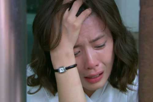 Giả say để thử lòng bạn thân và chồng sắp cưới, ai ngờ điếng người khi nhìn cảnh tượng ấy trong phòng ngủ